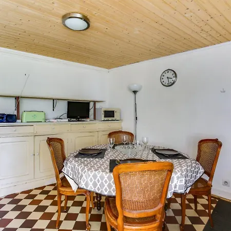 Apartment De Gaulle *